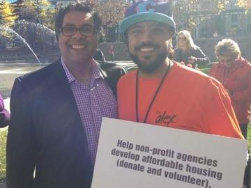 Sekhon met with Calgary mayor Naheed Nenshi during a homelessness awareness event at Olympic Plaza.