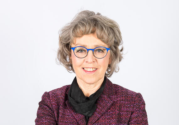 Dr. Karen Benzies, PhD, RN Professor and Associate Dean, Research