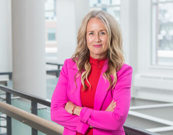 Dr. Catherine Laing